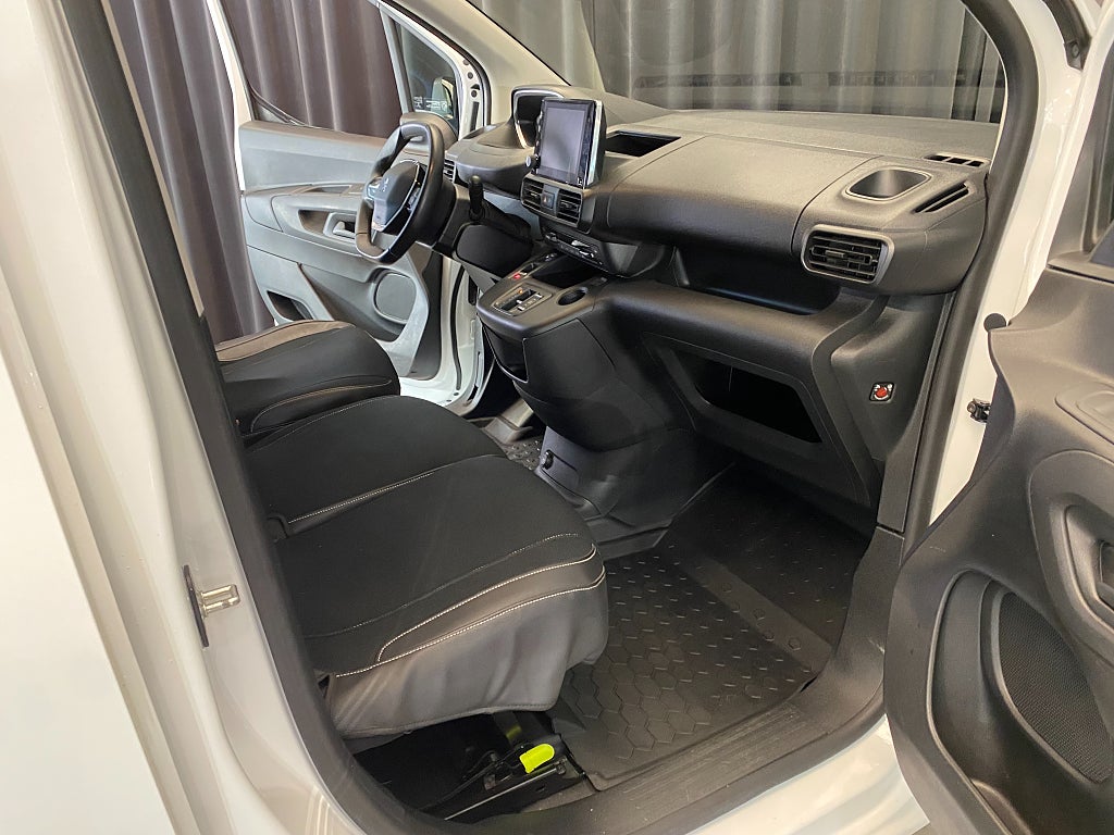 Car Image car-175990-7253b5affc143727546a5b1c0b2f8c01