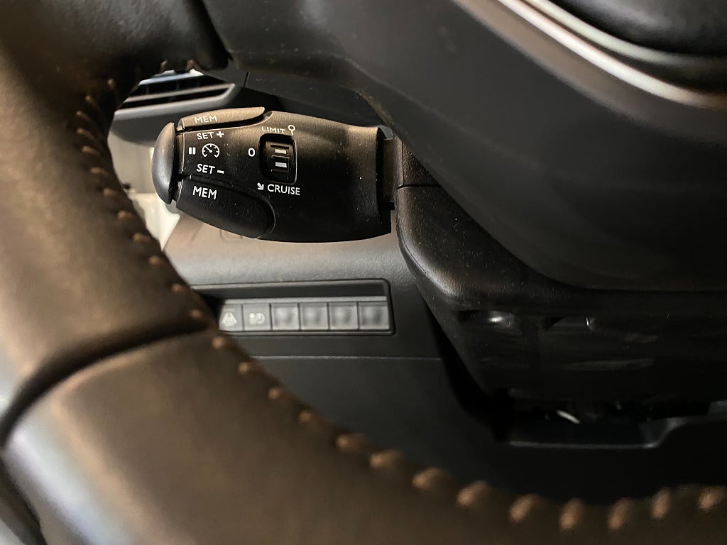 Car Image car-175990-c0d0c1ff2a64f82f9fb0734bb8b6ee94