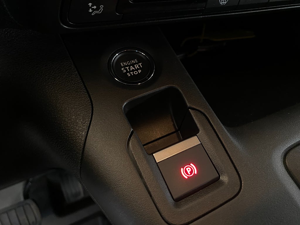 Car Image car-175990-e9bf2b2ac41be55a85cda3b0fd15fcdc