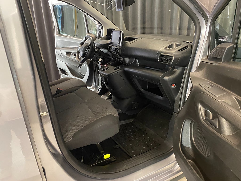 Car Image car-176061-16aef453ff7a64c5a6579974c4551490