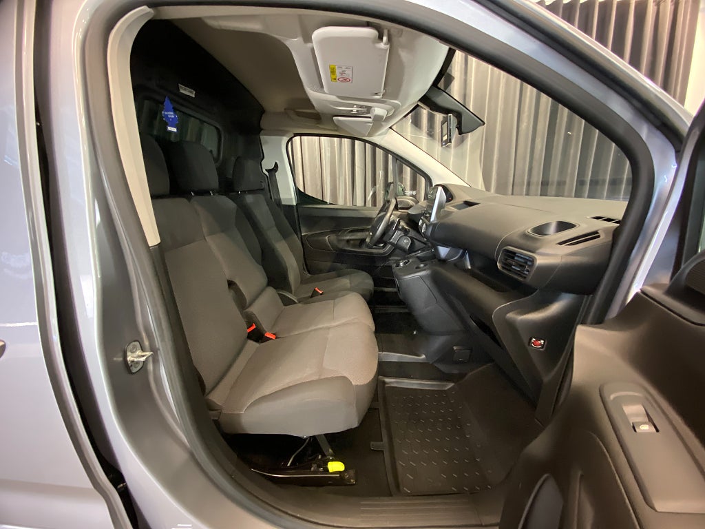 Car Image car-176061-3a4ded1650d882606e35388078f80c8f