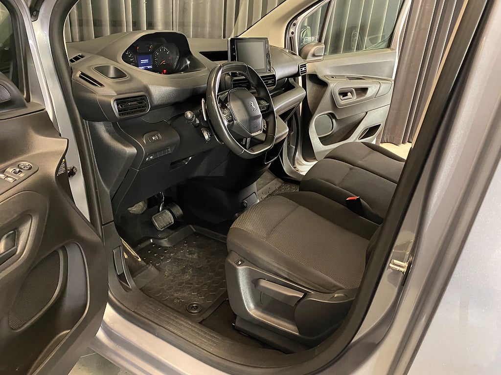 Car Image car-176061-7b70e279711a82d28b890390e043e6aa
