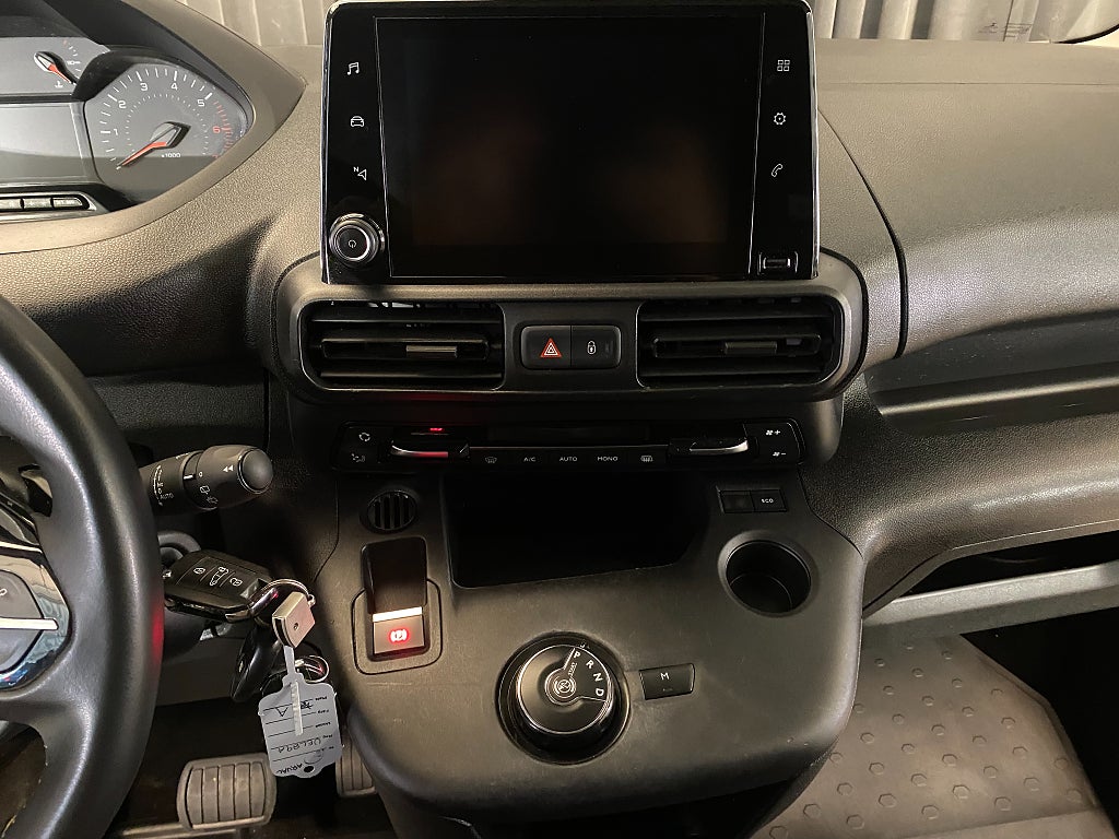 Car Image car-176061-e6c66a7cd8ef39a59ac5b168fb796b5e