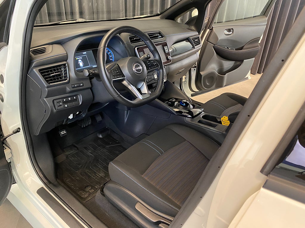 Car Image car-176332-03c8496285a3db0f900007209d3cbfca