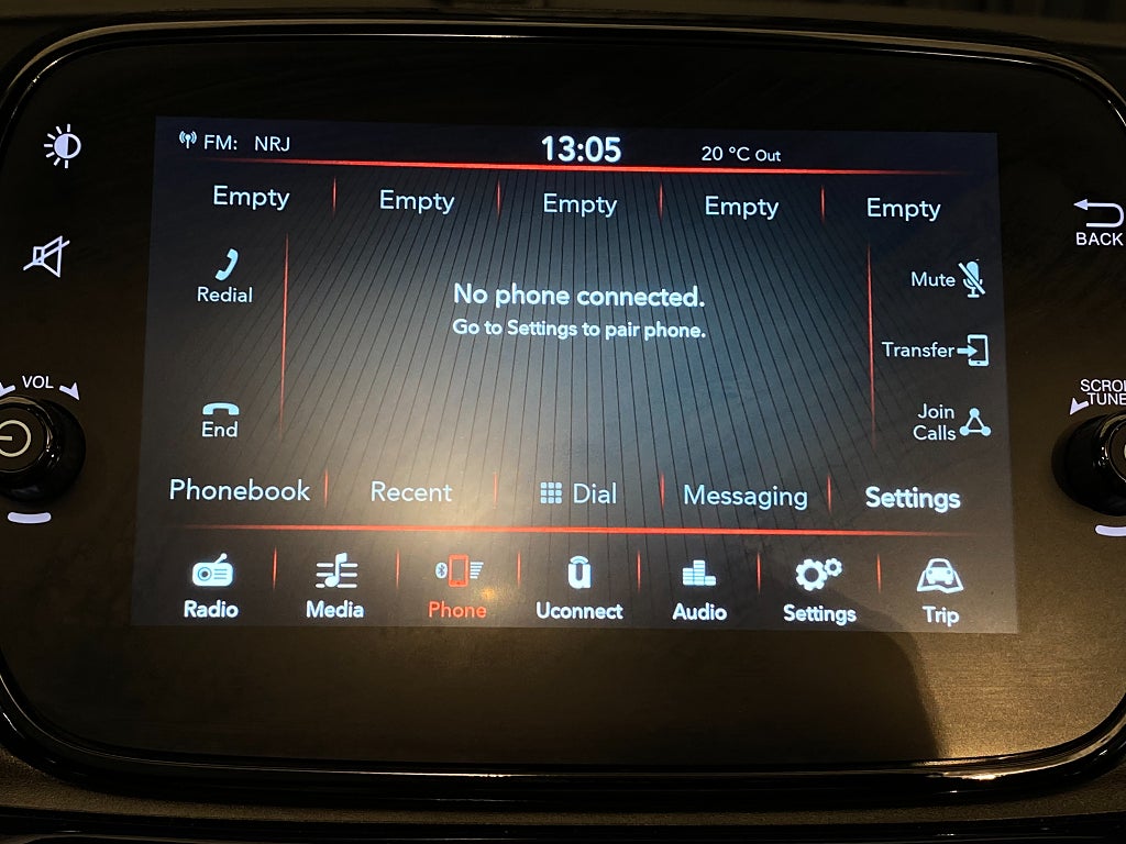 Car Image car-176406-1893cb5bcbf27f82b19903e5c0a2a144