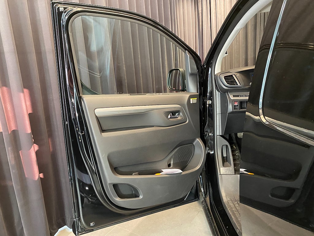 Car Image car-176615-bb2563ad5cd487f4de79f1a664955642