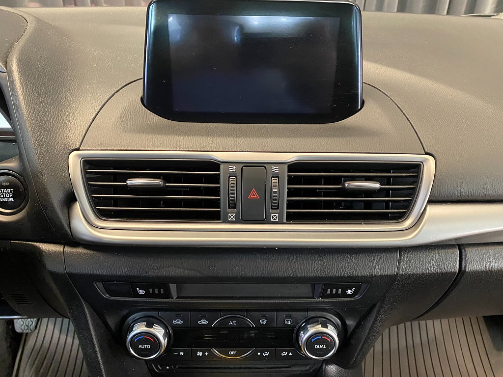 Car Image car-176667-0dcd338bfa3f6345c891f800a678c9bc