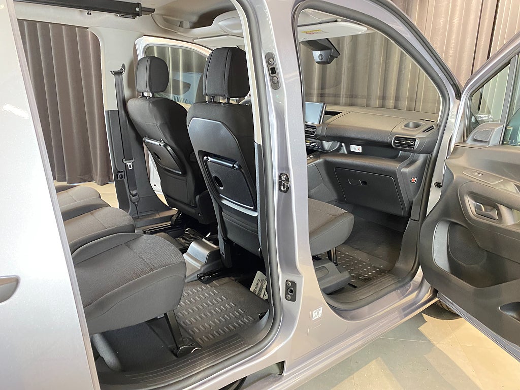 Car Image car-176995-7778c8b71b5b494c5d87e97321cab557