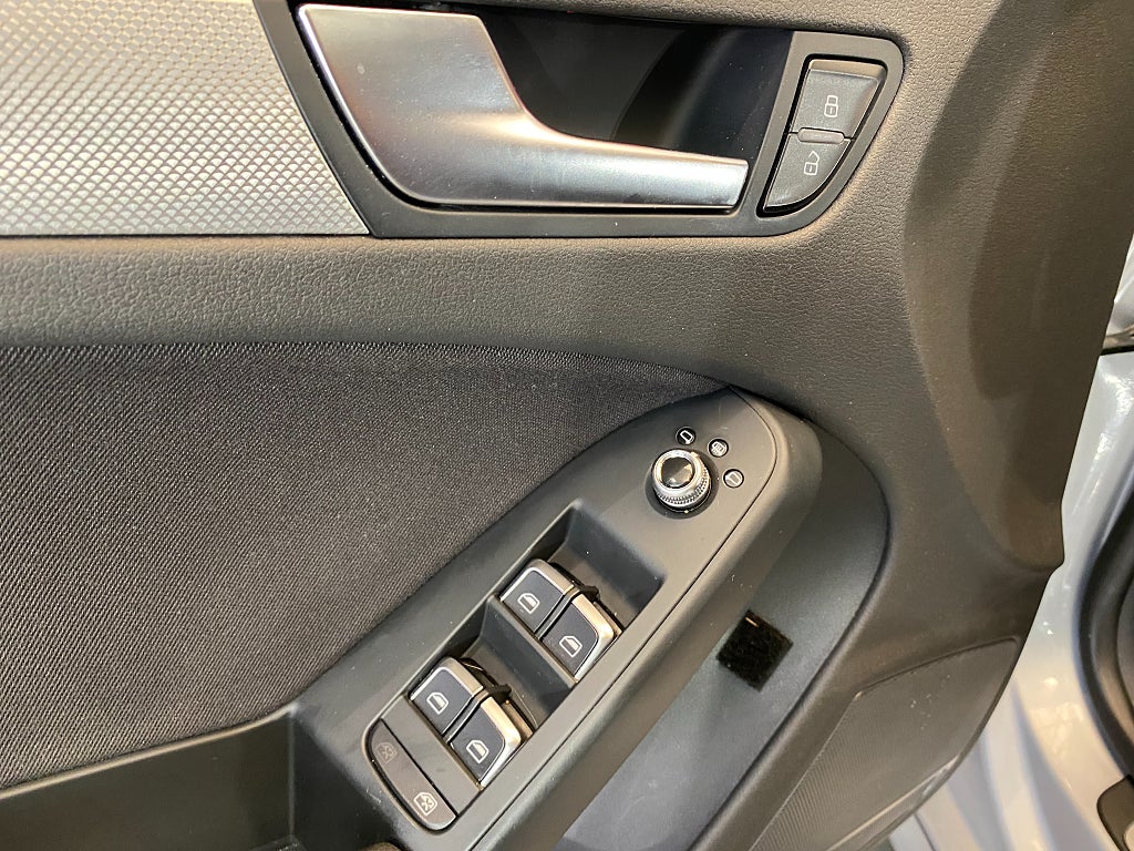 Car Image car-177029-309146841253cf9e2df22a33405b926a