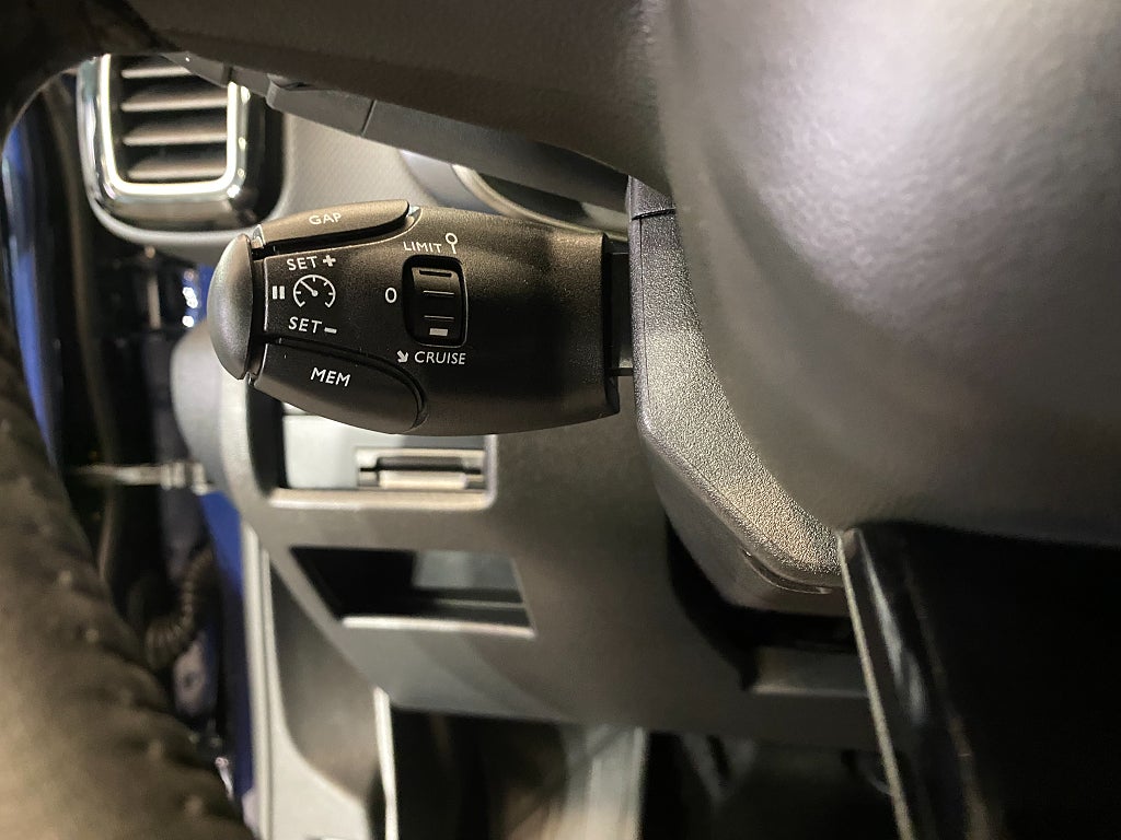 Car Image car-177282-22ba2199505430140bf4357d841f3088