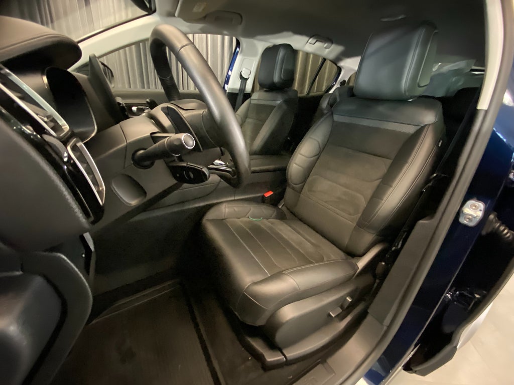 Car Image car-177282-71575d832eb343834193c484d04308f1