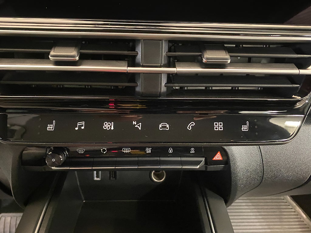 Car Image car-177282-bfd8f7cc140177a451ebfa9502320c8d