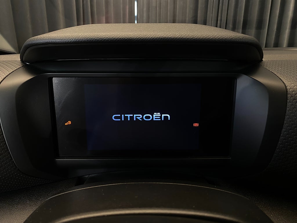 Car Image car-177684-205e62f65bbc616f86d8752ab25c5a2d