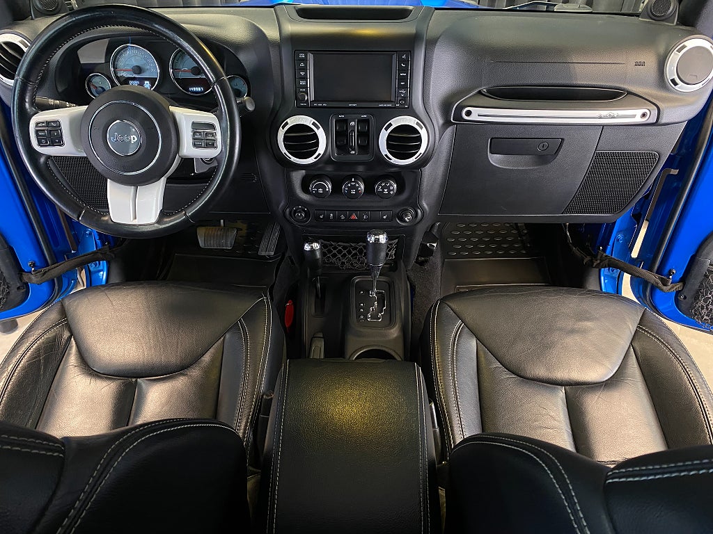 Car Image car-177736-1766e1baa5ebf74bfe0bcf2b0187388b