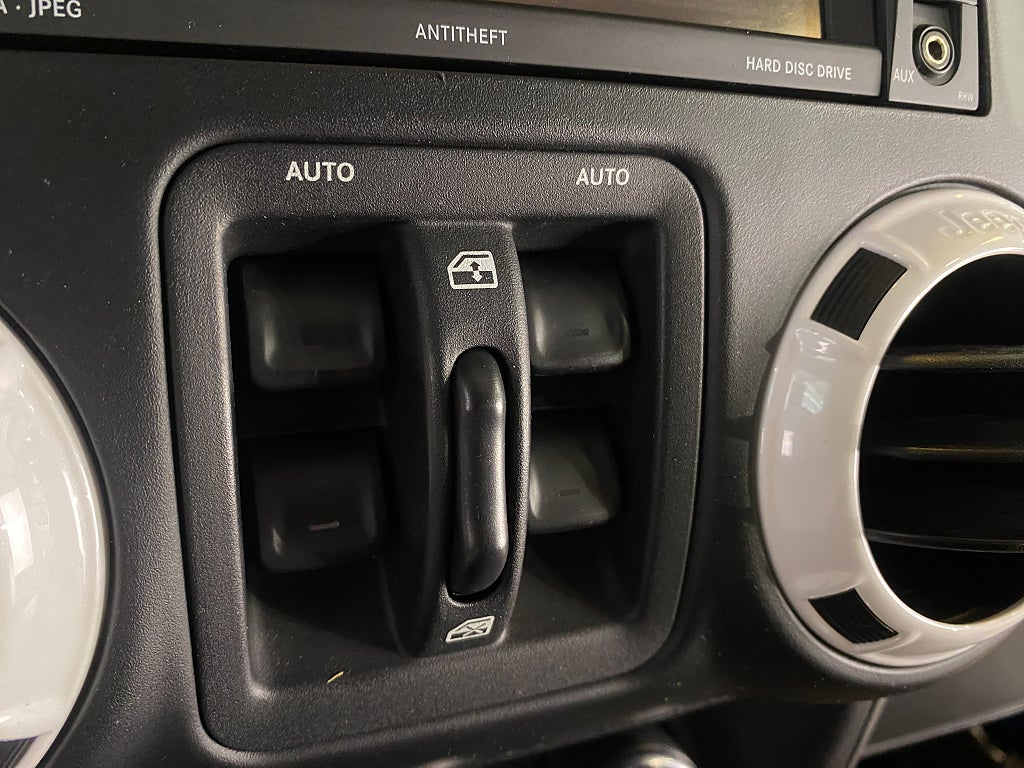Car Image car-177736-c305f6d48e7ca6ebe30d150bdc451d19