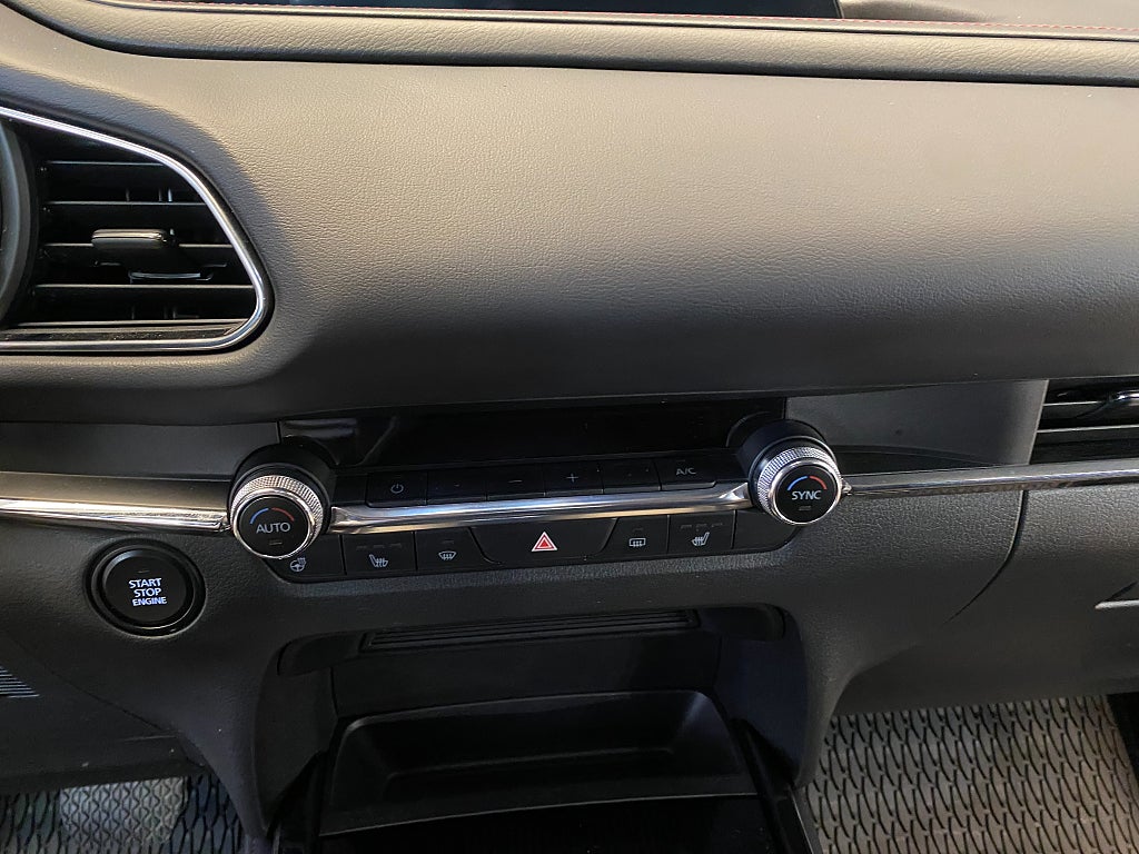 Car Image car-177961-75c58f6235942d9f20a0b9b29cfcb04f