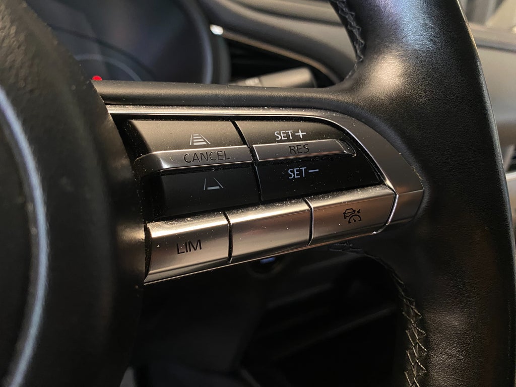 Car Image car-177961-9e7669e4ad37fb5b40d3ec624b7641d1
