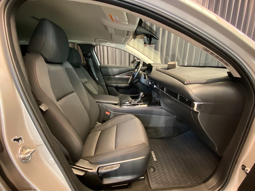 Car Image car-177961-b14bb79bc48d46e9d3878c8e1d09a502