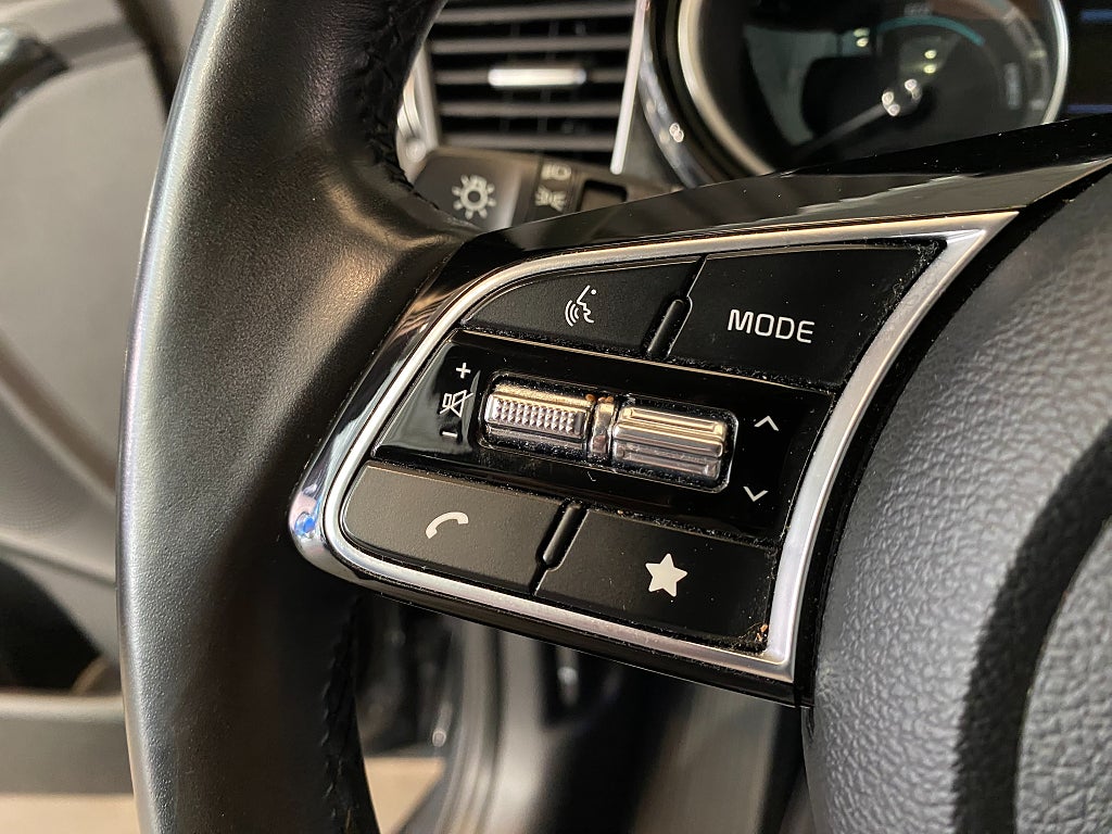 Car Image car-178013-8d1e30f16fa4b8335adf800eff4aace5