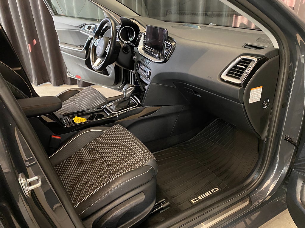 Car Image car-178013-929c3baea4c086bc0c20cf0c79cb9aa7