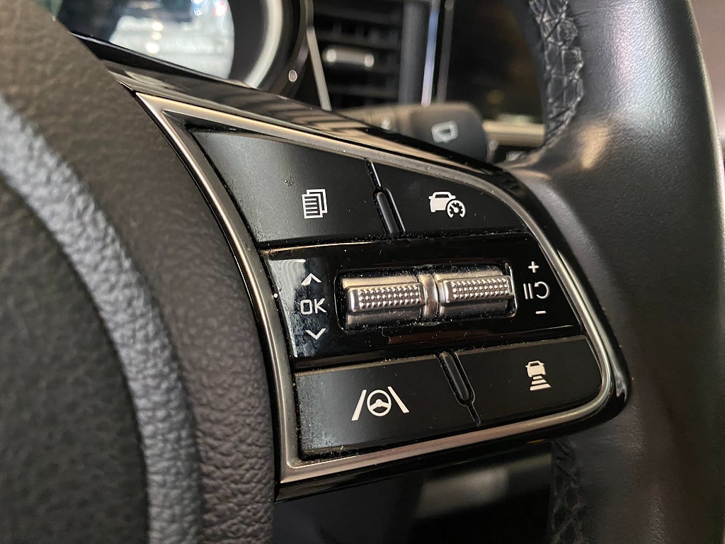 Car Image car-178013-a97cfad06fbaa55d6c185bd0ca03647e