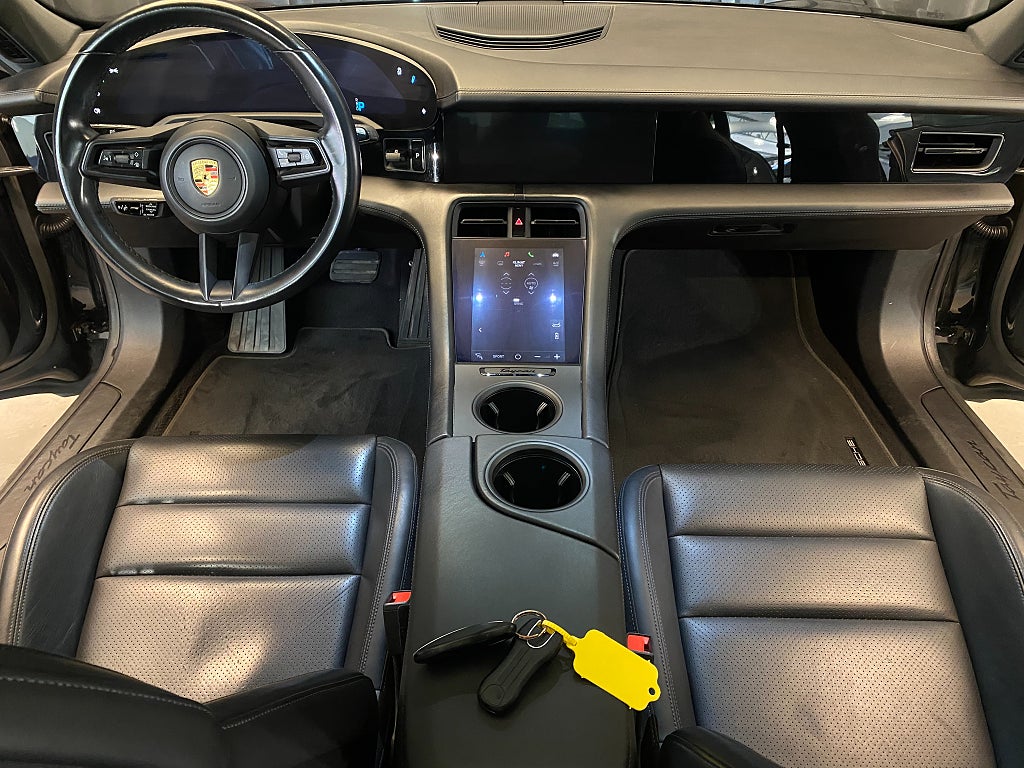 Car Image car-178071-0605431df91333ec72d3b9cb130a89aa