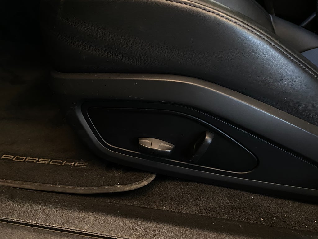 Car Image car-178071-99623b2decee55d516d42b645106e3e3