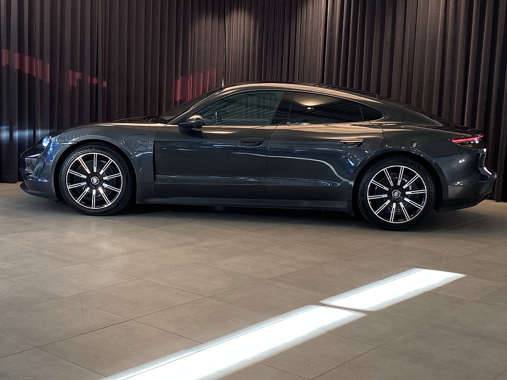 Car Image car-178071-f88487431ad1617b14bcfb95abeadae3