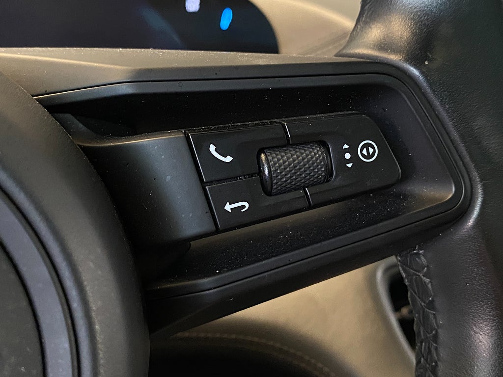 Car Image car-178071-fbaf2f586e58939a00dfdcc9482a1ef4