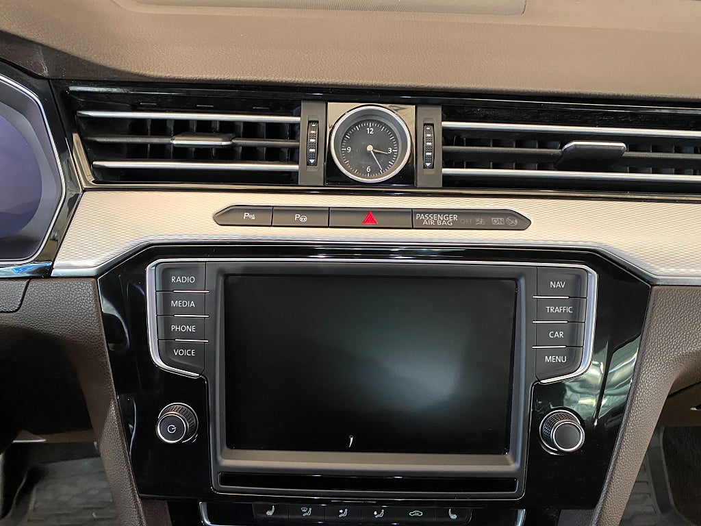 Car Image car-178369-796b31fe828623660c21b445fd23cfea