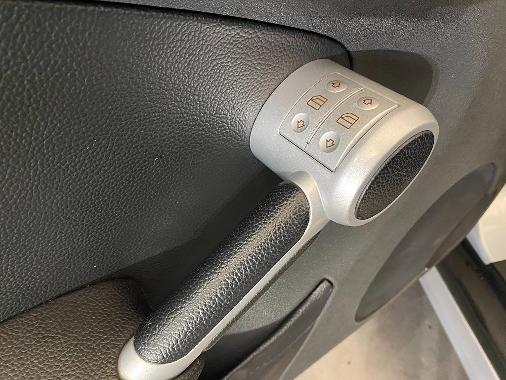 Car Image car-178631-0aa01786690739f0385f6826ee5fc975