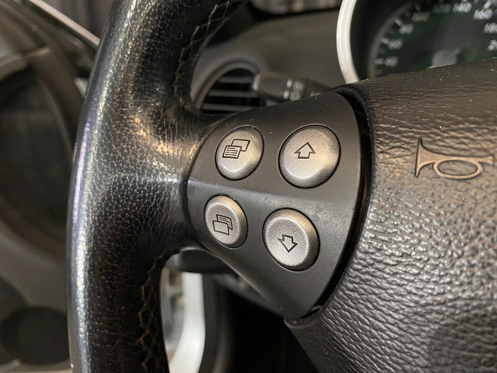 Car Image car-178631-5c1248348a57febb2b24a8906c667631
