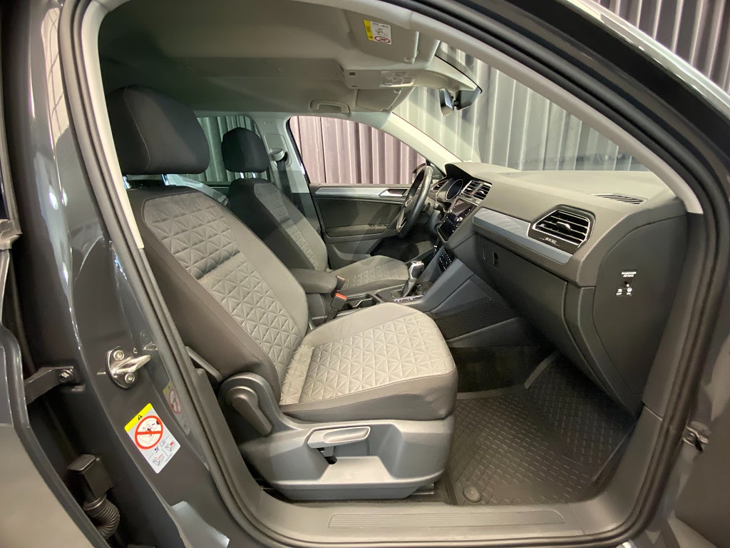 Car Image car-179358-0d188f461182a7ae022a46683c73a515