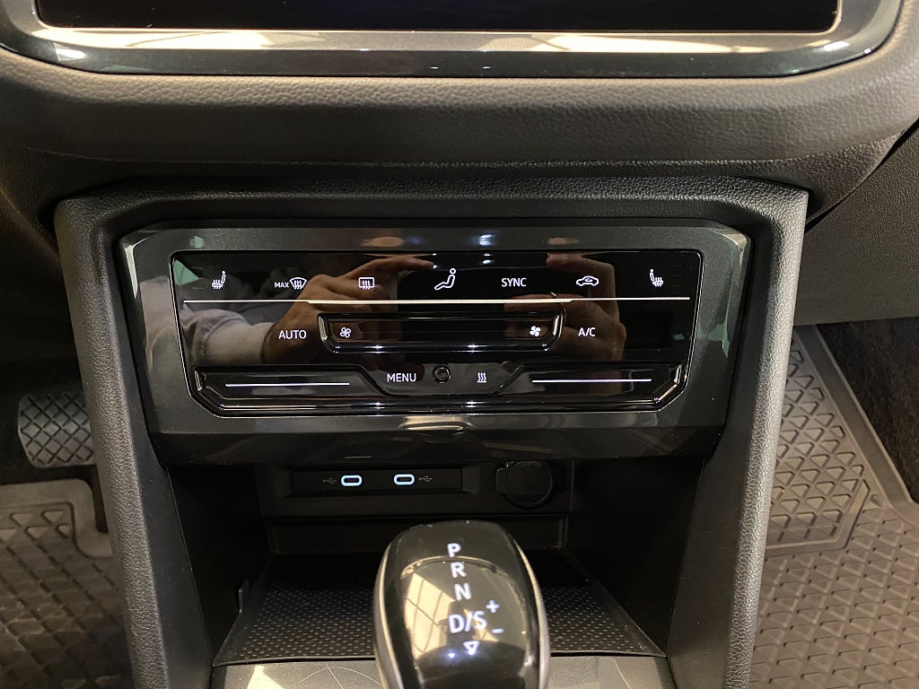 Car Image car-179358-3898ce31232036a862404e35857d937b