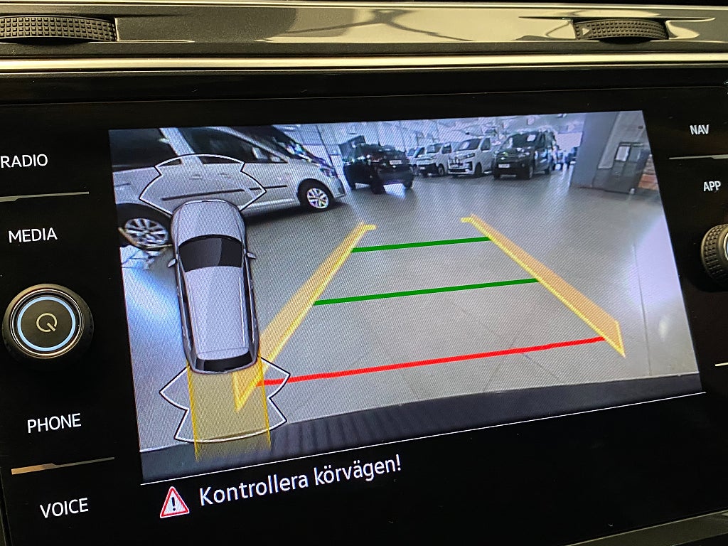 Car Image car-179358-4efde7feb332c00f33a618a262bd17ed