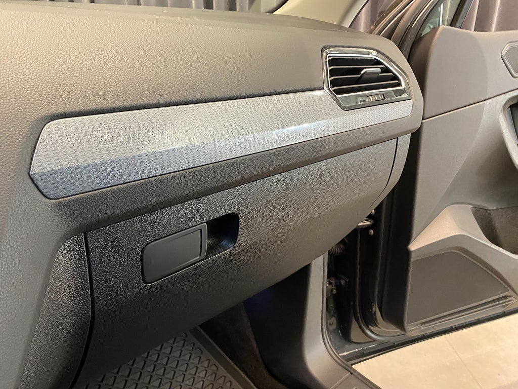 Car Image car-179358-6604a1de5b5ae0a32f44dc3b118ede27