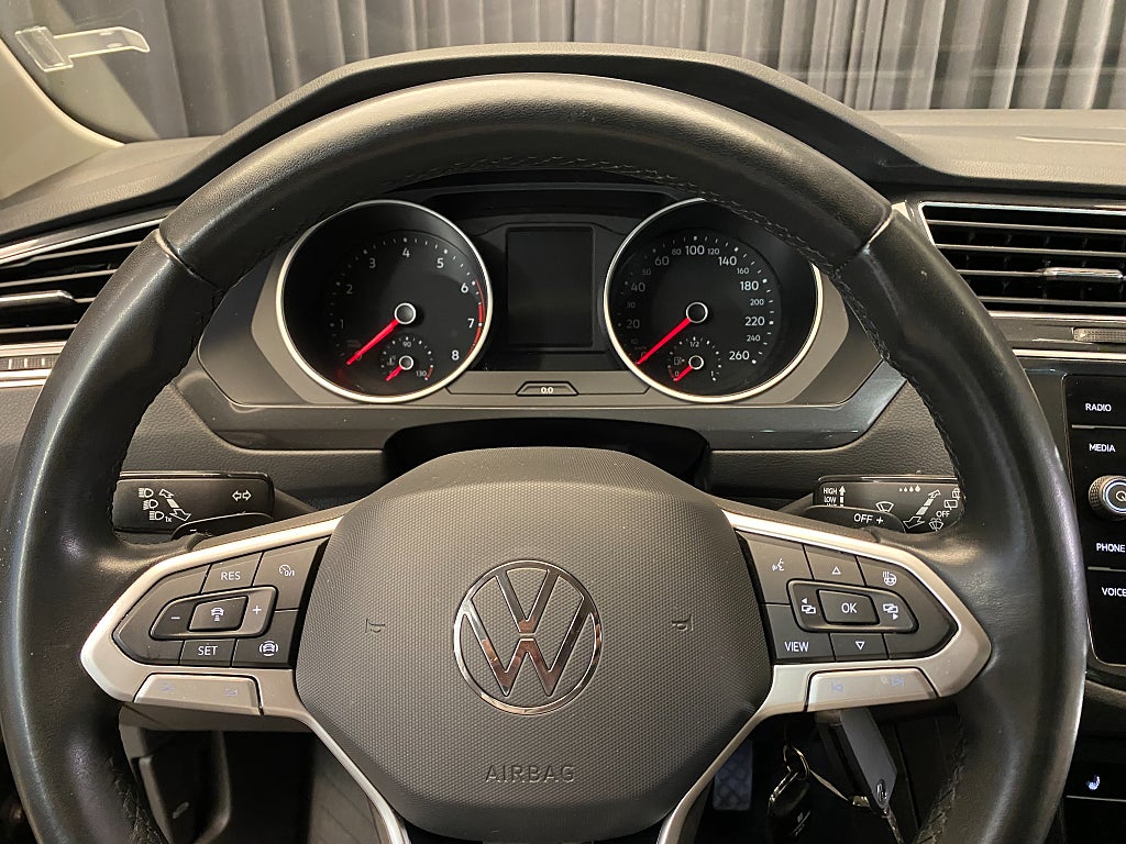 Car Image car-179358-6e2fe7c2ef1357a608c1f032b11befab