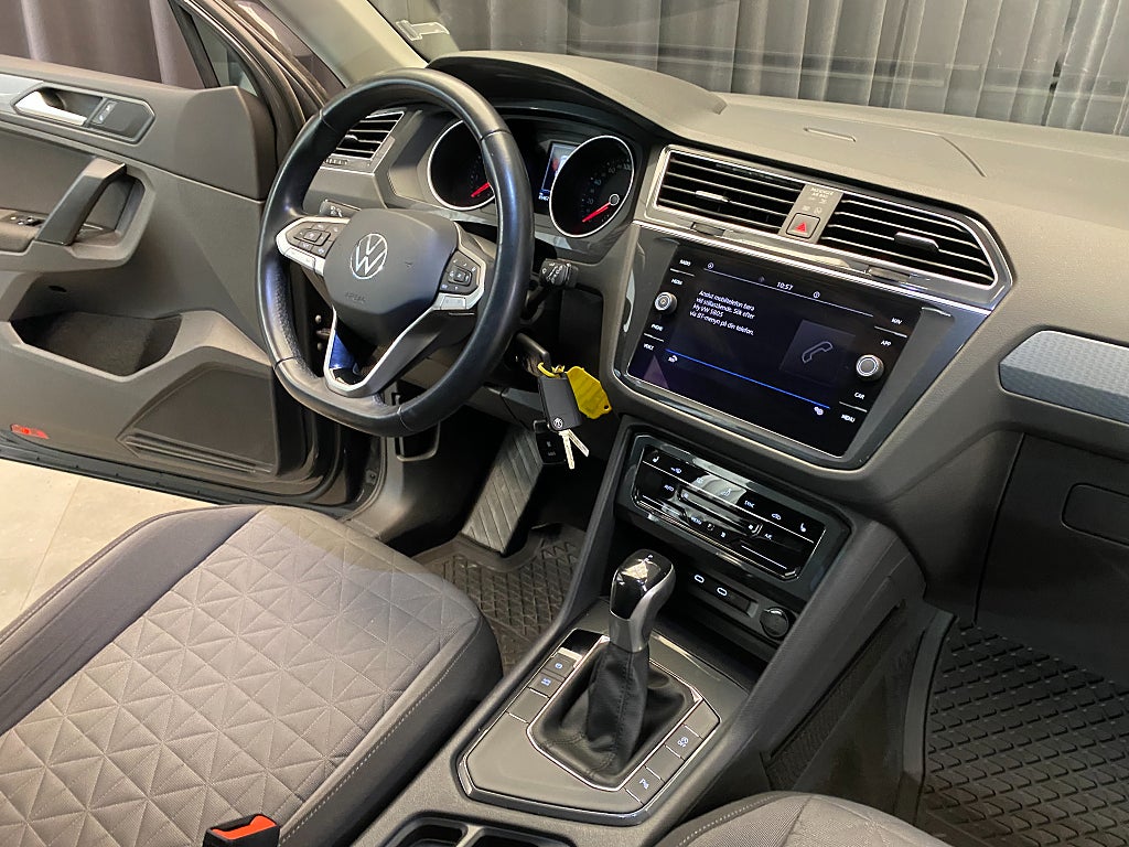Car Image car-179358-b7d8e38298415a50c32e7e76895305cc