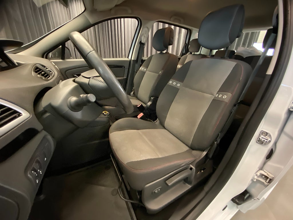 Car Image car-179367-9cabe6802c27736aa06993501b12f143