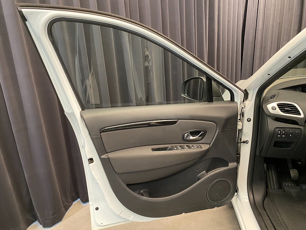 Car Image car-179367-b893cc6a3825e5f79f6e897e3828de8b