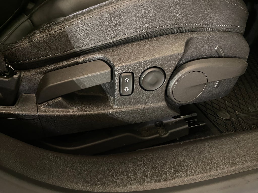 Car Image car-179887-a04216103f6ae2fd2f29043a0c3535a9