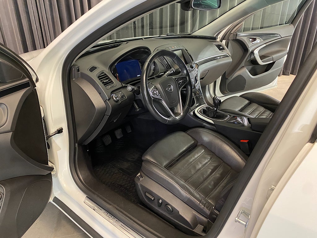 Car Image car-179887-a5528822576393f37cf977ed570b955b
