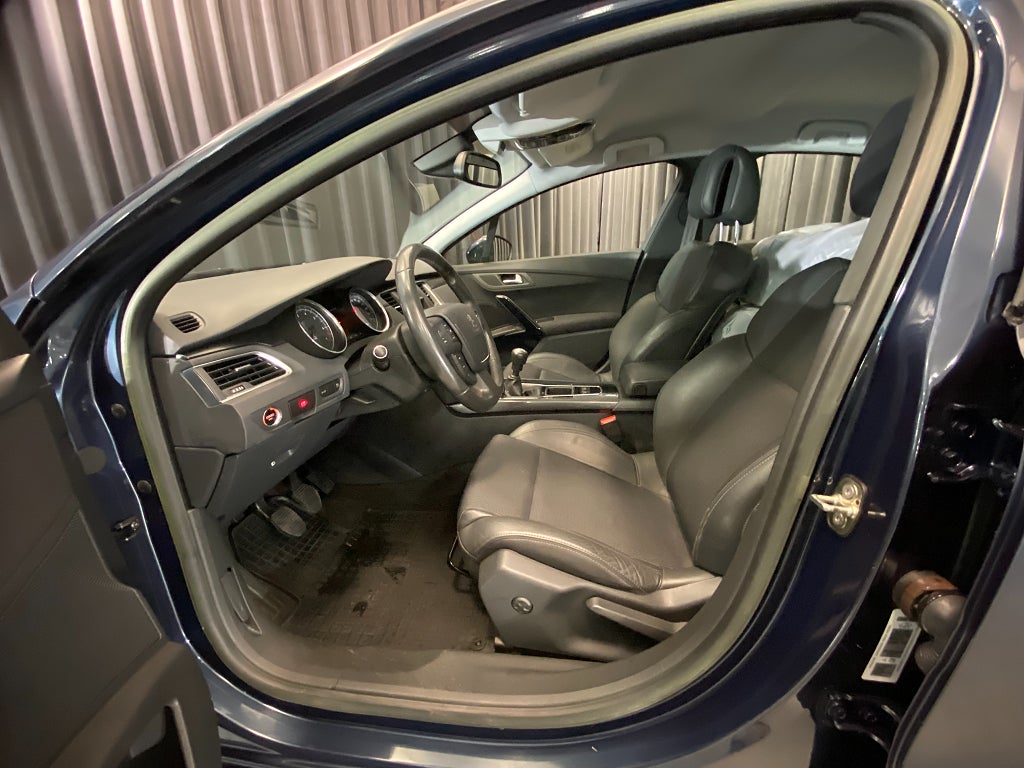 Car Image car-180384-5513c9e36562fd53a10935ba8fb7451c