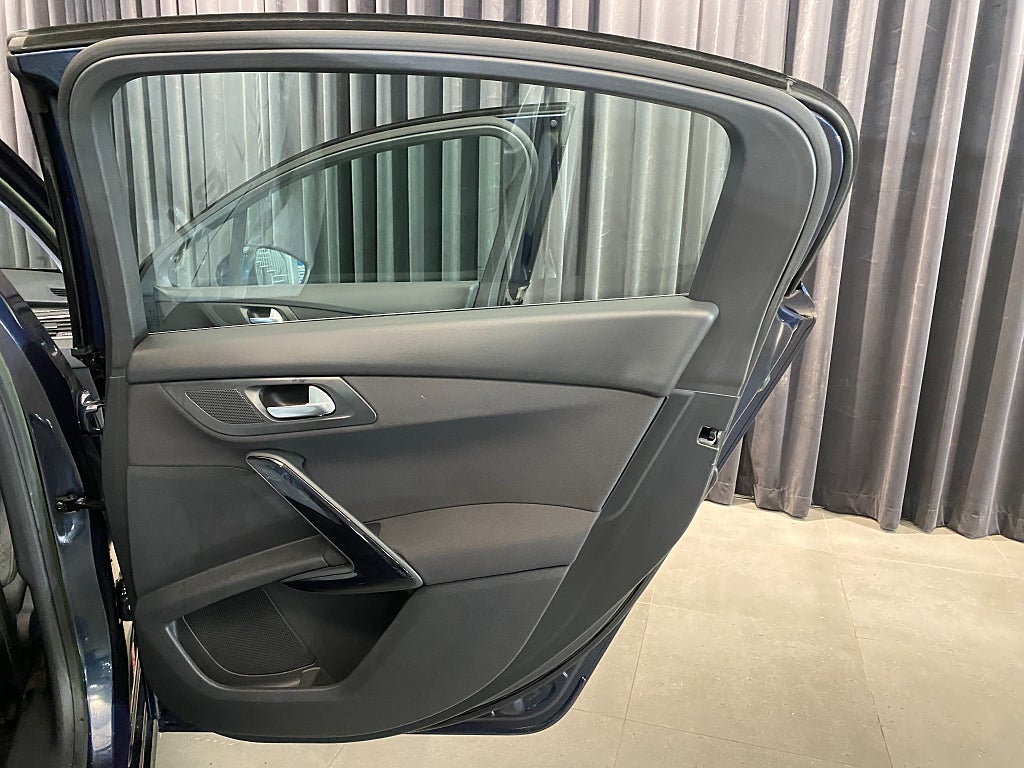 Car Image car-180384-563fbdc7cae6ec4e7f41f2c4278a098f