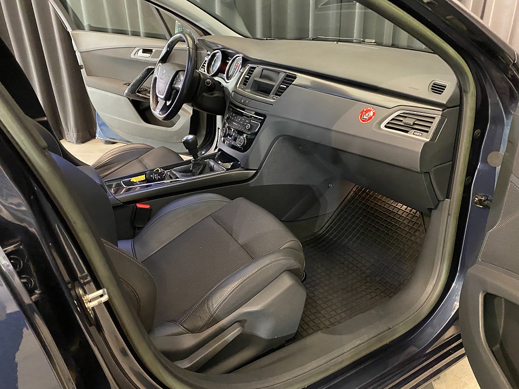Car Image car-180384-a2b1bb7677bb86bc282f54d124a69b0e