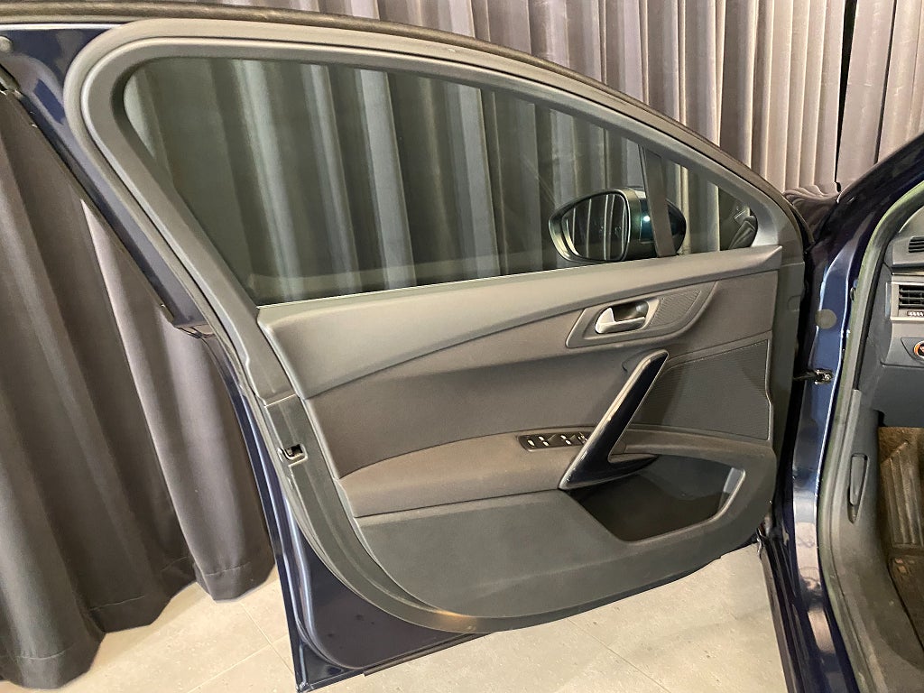 Car Image car-180384-a9705c47f1f1657b4d95c70b9be623c9