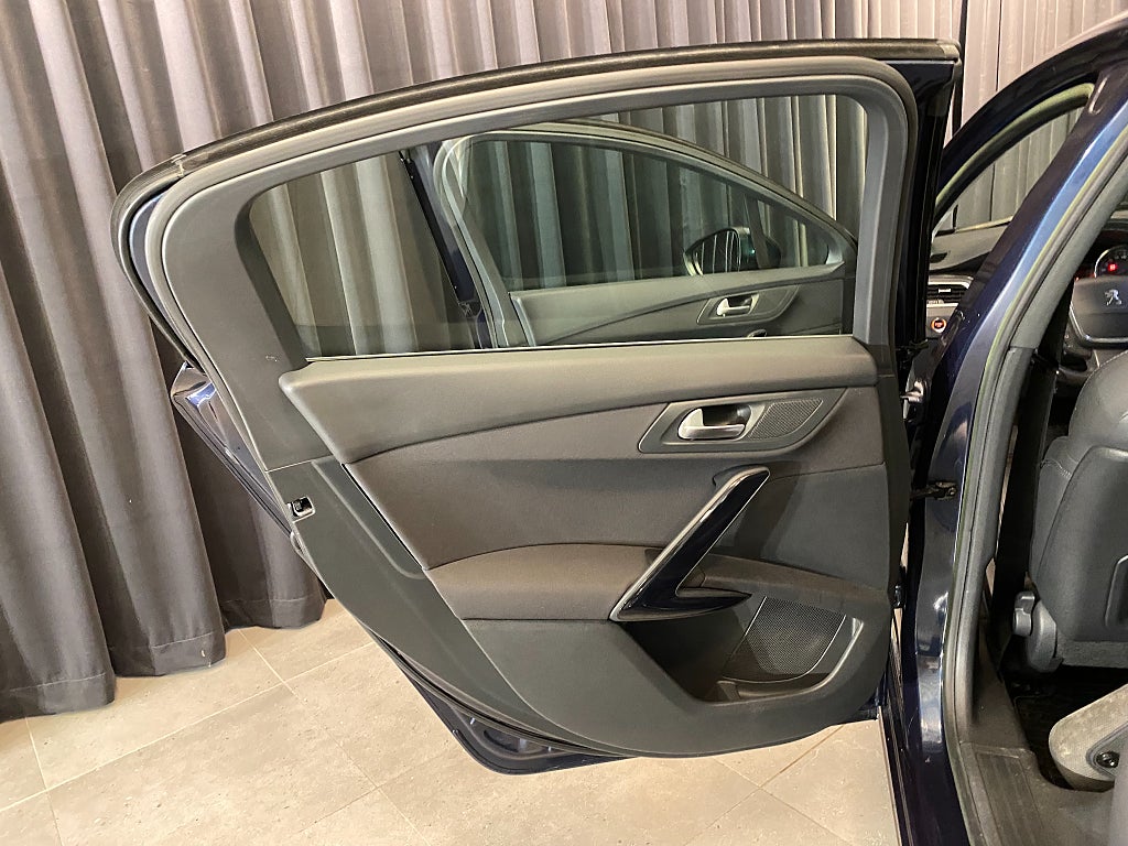 Car Image car-180384-b63004b3217544b217cceddfdcc9a5e4