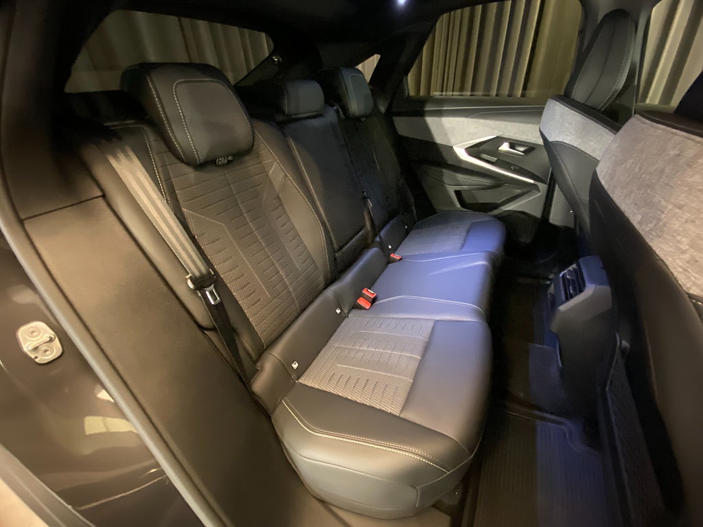 Car Image car-180436-4a5ba5cc4f43c267999668b18146c9e4