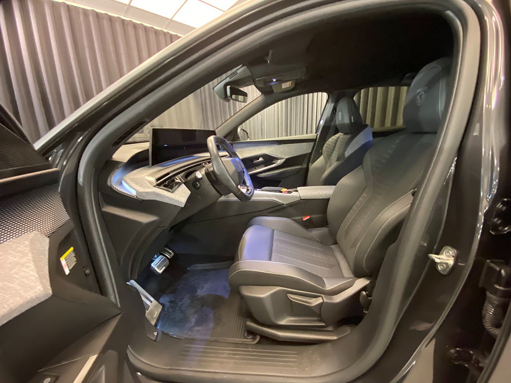 Car Image car-180436-4cb06d968058ceaf80b6253b2dcac288